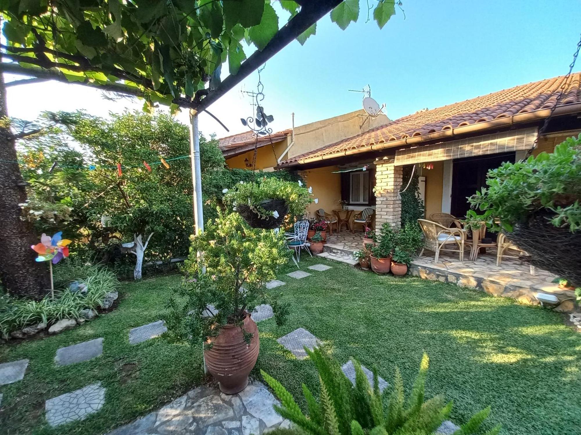 Villa Tina Country Beach Apartments Akharávi Rom bilde