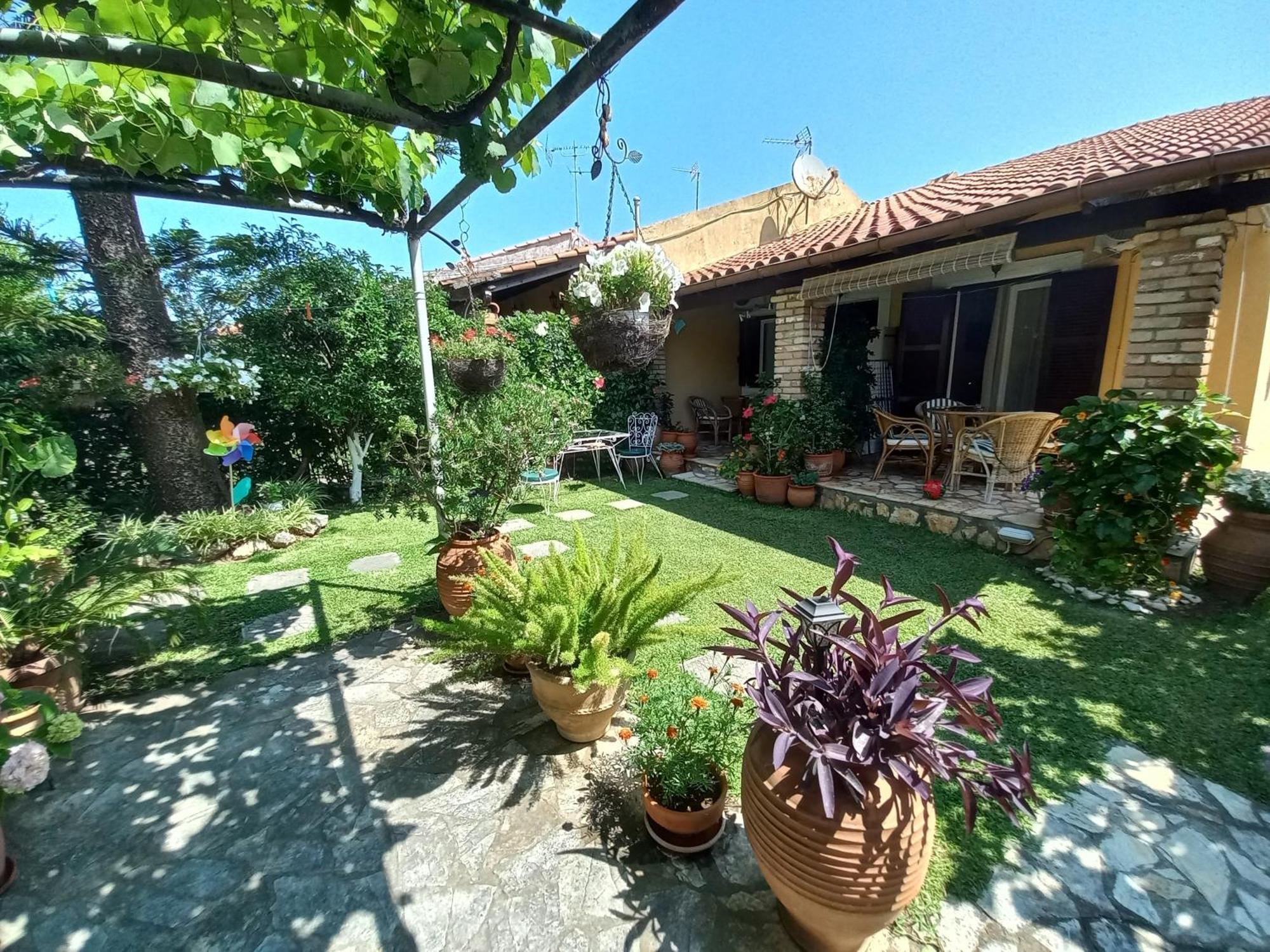 Villa Tina Country Beach Apartments Akharávi Rom bilde